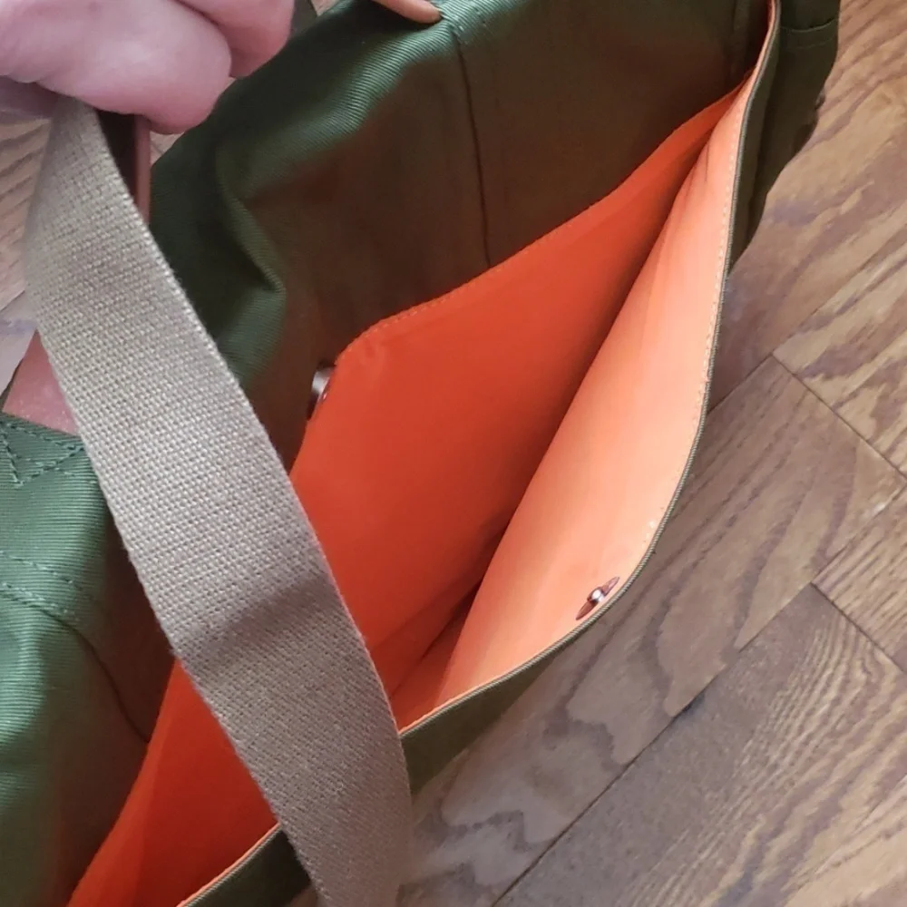 Shiraleah Chicago computer bag. NWOT